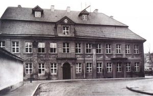 Abb. 14: Das alte Gymnasiumsgebäude öffnete 1937 als Heimatmuseum seine Pforten