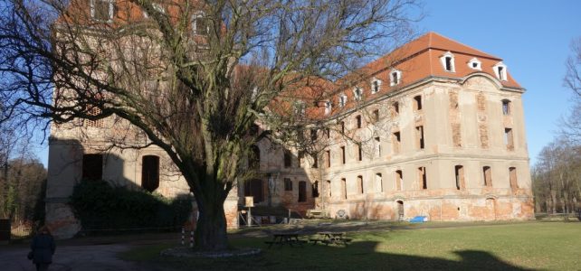 Wanderung vom Brühlschen Schloss nach Hohjeser
